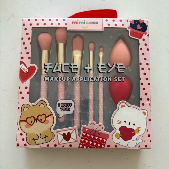 Mimicoco Face and Eye Makeup Application Set - 7 Pieces - NWB - Picture 1 of 4